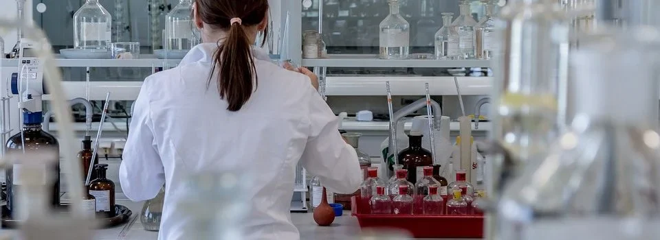 laboratory-2815641_960_720-r3111s5auv67b1mgyzkwq890crcqjdxtw1kx7vsq0c